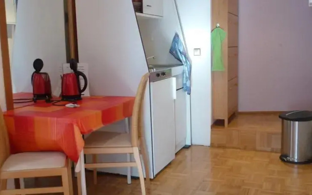 Häusser Apartment+Zimmer