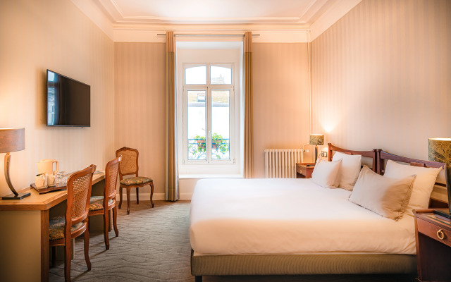 Hôtel France et Chateaubriand