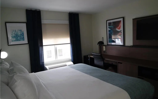 Wingate by Wyndham Kings Bay Naval Base / I-95