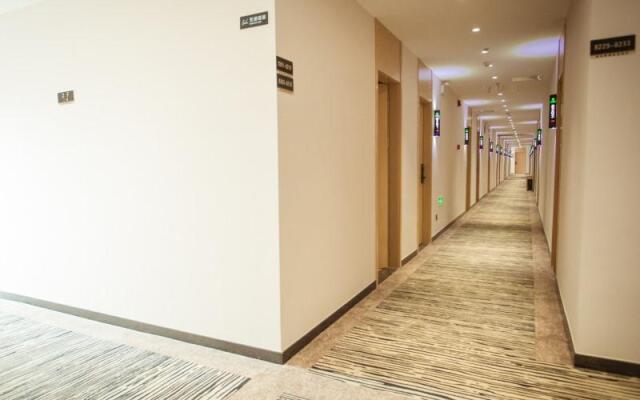 GreenTree Inn Nantong Development Zone Country Gar