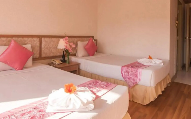 Takiab Beach Resort