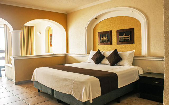 Hotel Los Aluxes