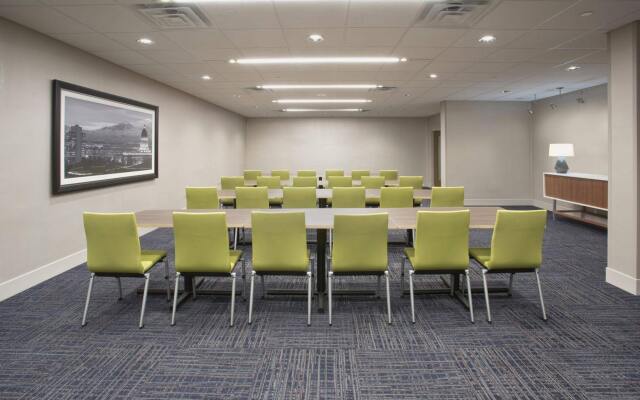 Holiday Inn Express & Suites Perryton by IHG