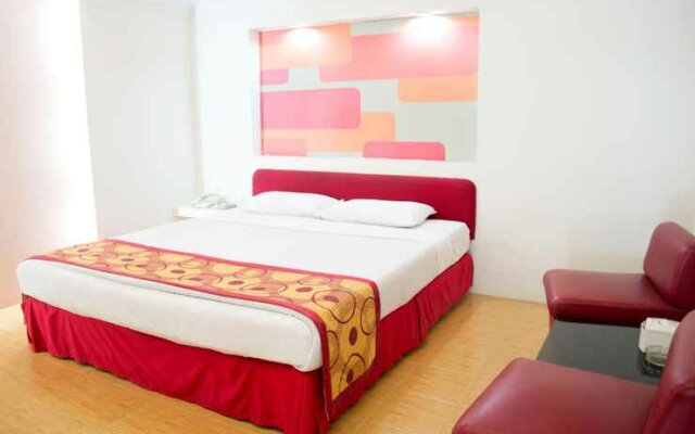 Bangsaen Villa Hotel (SHA Extra Plus)