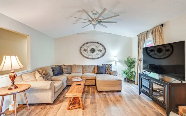 Charming Pinehurst Getaway w/ Golf Course View!