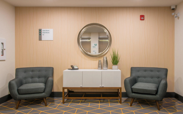 Holiday Inn Edmonton South - Evario Events by IHG