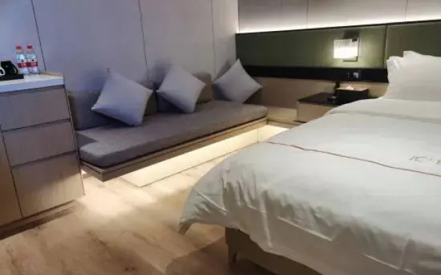Huijia Lanting Hotel ( Xiangyang No.5 Middle School)