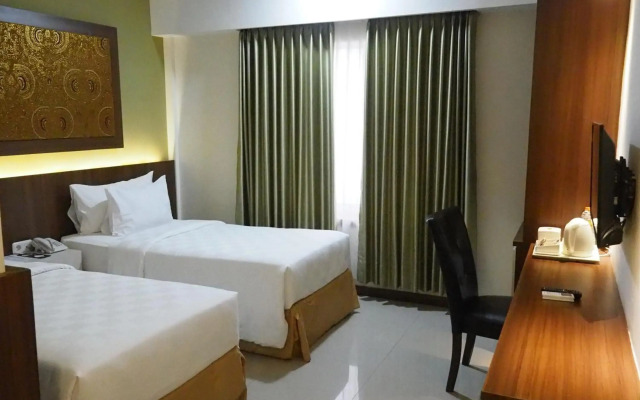 Luminor Hotel Banyuwangi Yos Sudarso by WH