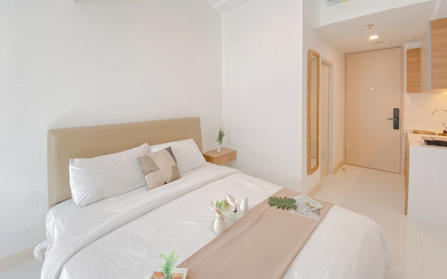 Best Studio Room At Tokyo Riverside Pik 2 Apartment – Guest Rooms – Jakarta