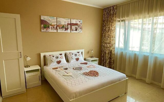 Apartament Alexandru Neptun Private Suites