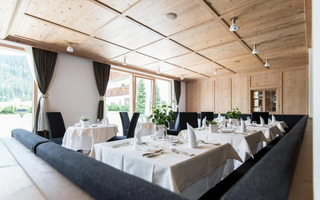 Alpine Hotel Ciasa Lara