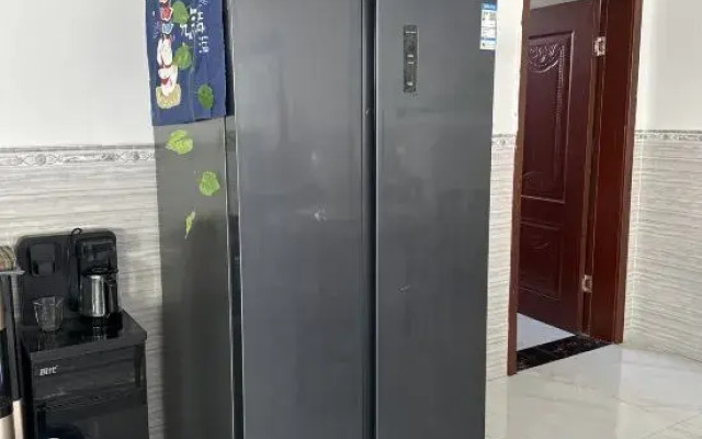 Libo Small Hole Northeast People Inn