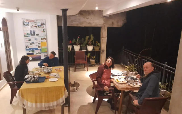 Farah Guest Inn