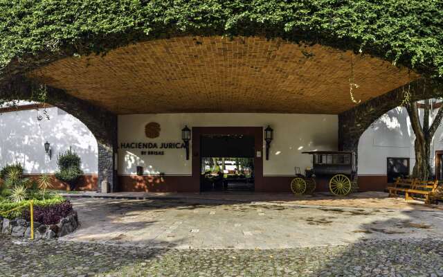 Hacienda Jurica by Brisas