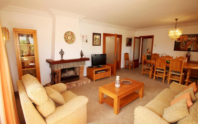 MARGARITA · Aircon, wifi, terrace, garden, 150m from the beach
