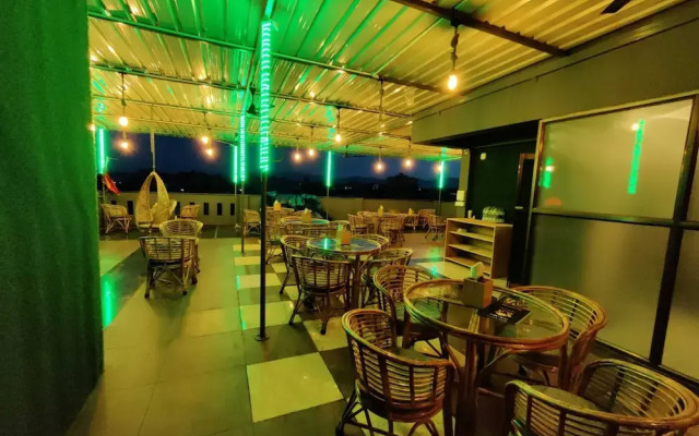 Hotel Townhouse @Udaipur City Railway Station