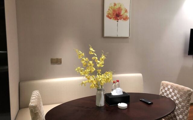 Suzhou Artrip Holiday Hotel