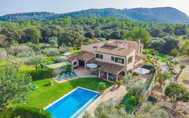 Reynes in Mallorca With 3 Bedrooms and 2 Bathrooms