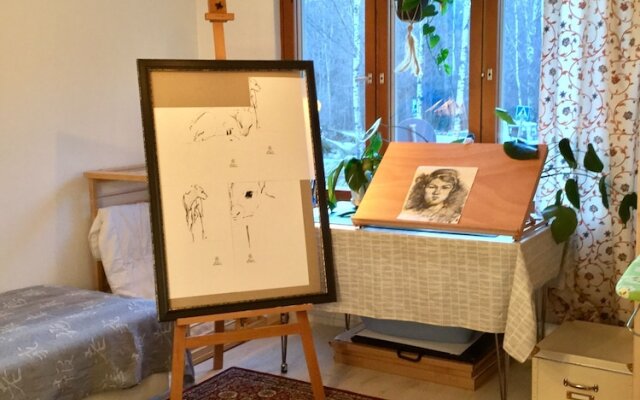 Large artsy apartment in Pasila