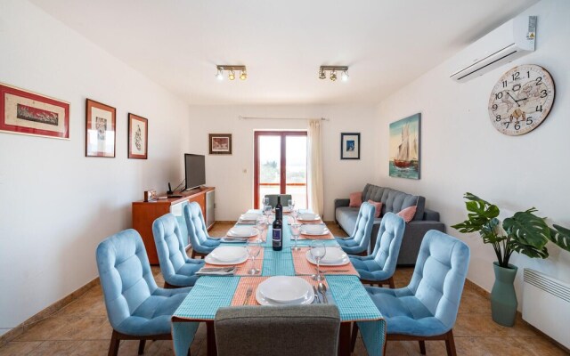 Awesome Home in Sv Filip i Jakov With Sauna, Wifi and 5 Bedrooms