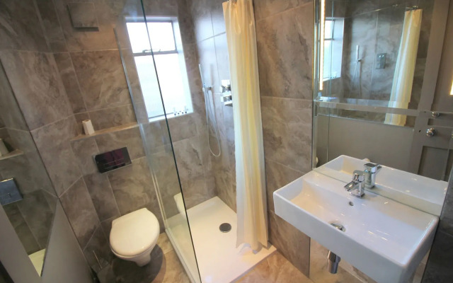 Peymans - Cambridge City Apartments Serviced Apartment