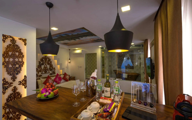 Les Bambous Luxury Hotel