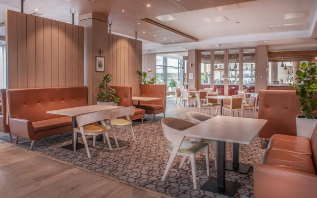 The Orchard Hotel & Restaurant