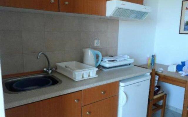 Matheos Apartments