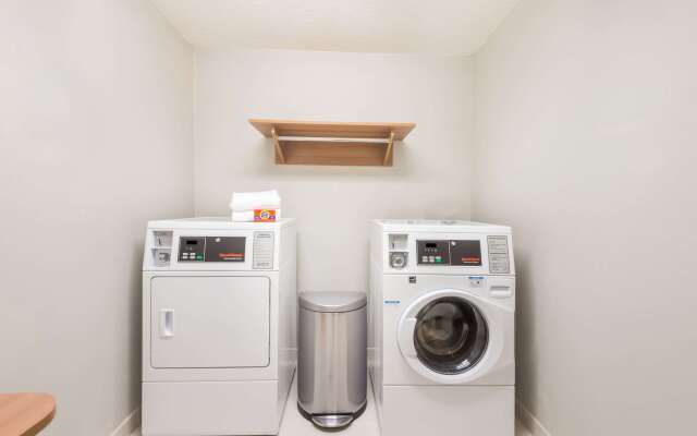 Microtel Inn & Suites By Wyndham Beaver Falls