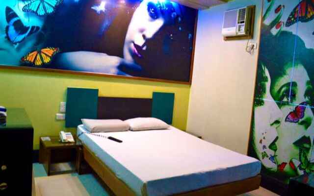 Hotel DreamWorld Las Pinas