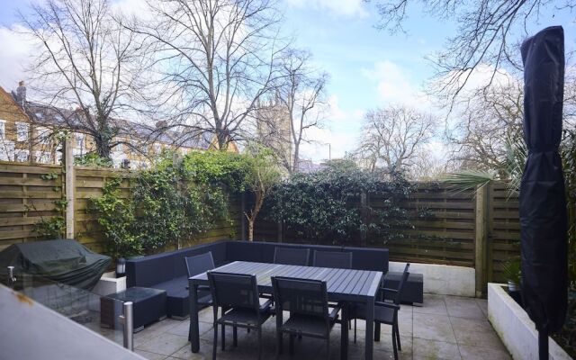 The Clapham Crib - Spacious 4bdr House With Patio