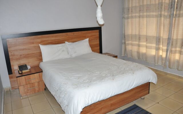 Crown Hotel Lilongwe