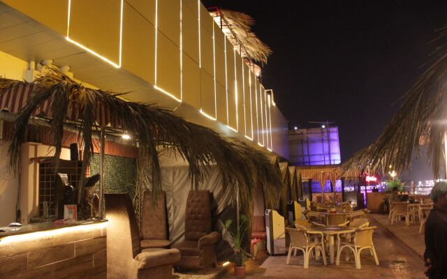 Faletti's Express Hotel