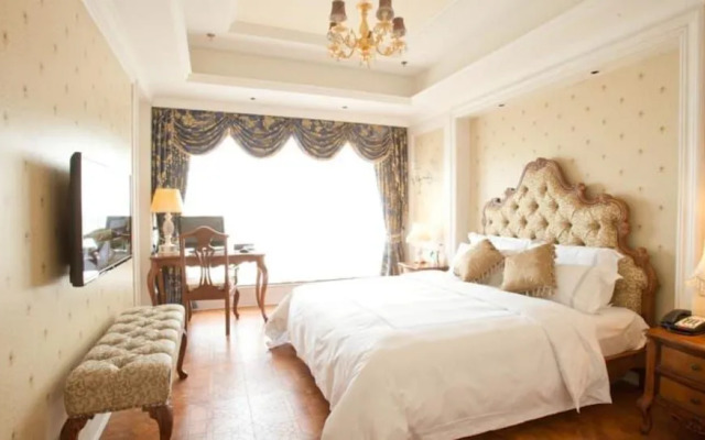 Complex International Hotel