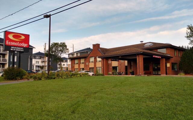 Econo Lodge Airport