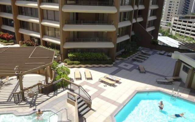Discovery Bay Retreat