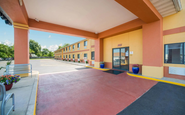 Quality Inn O'Fallon IL - St. Louis