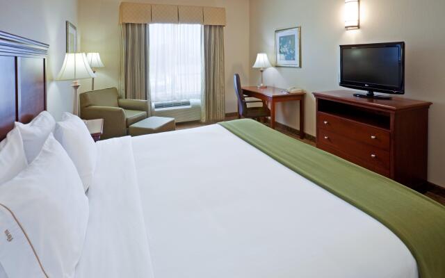 Holiday Inn Express & Suites Dallas Southwest-Cedar Hill by IHG