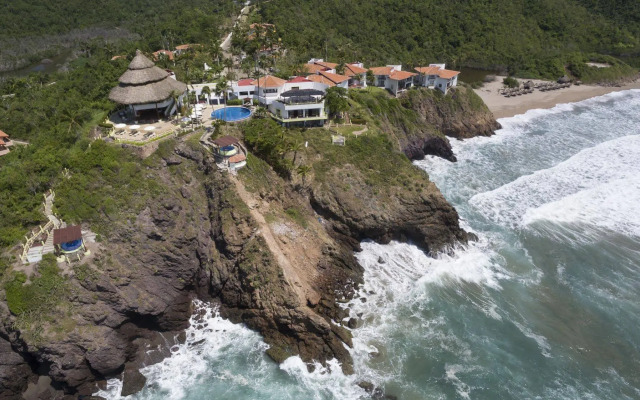 Hotel Punta Serena & Resorts- Couples Only