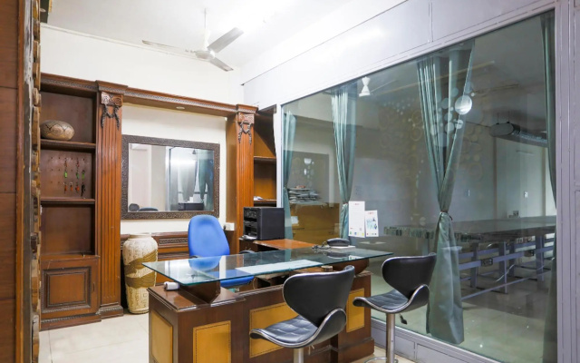 JSB Hotel by OYO Rooms