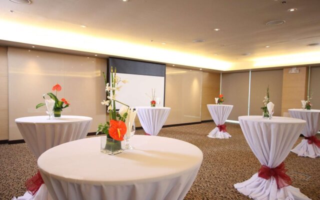 Quest Hotel & Conference Center