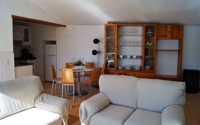 107522 - Apartment in Cala Canyelles