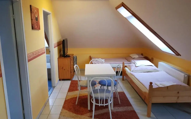 ADA 2 Apartmanház
