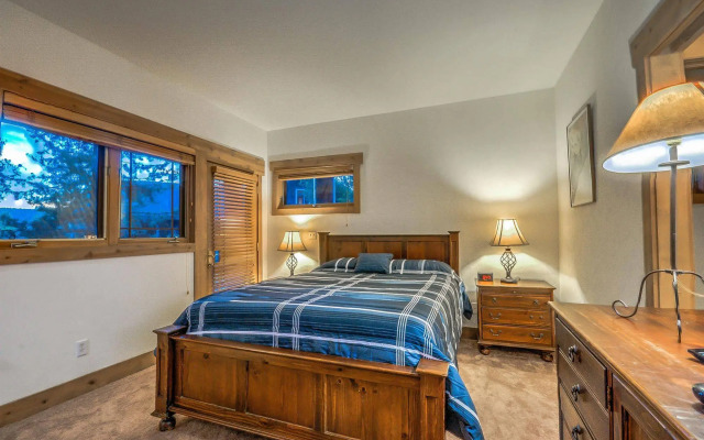 Saddle Creek by Retreatia