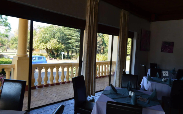 Floreat Riverside Lodge
