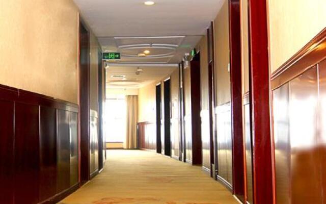 Vienna Classic Hotel (Haining Yancang)