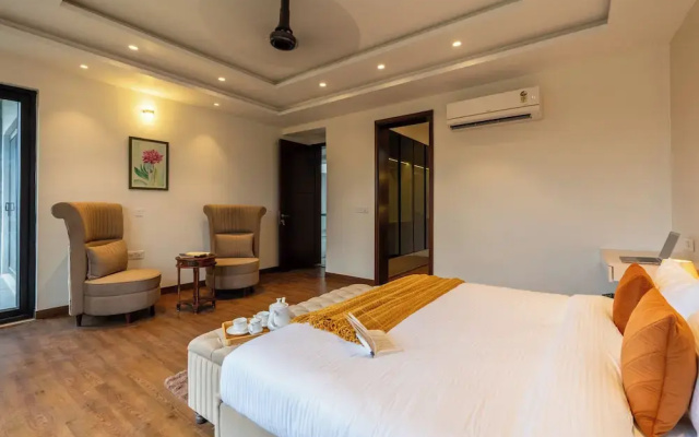 Elivaas Gardenia 4 BHK Farmhouse