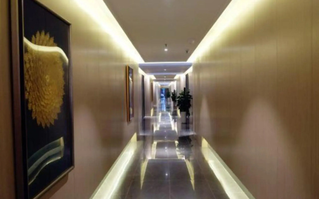 Huayuan Hotel (Xi'an North Railway Station Shaanke University)