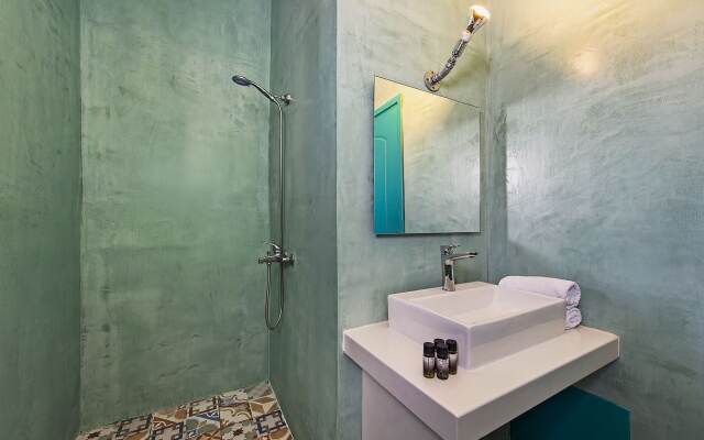 Nissia Beach Apartments and Suites