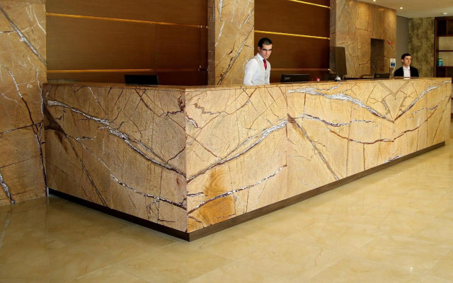 Golden Tulip Varna